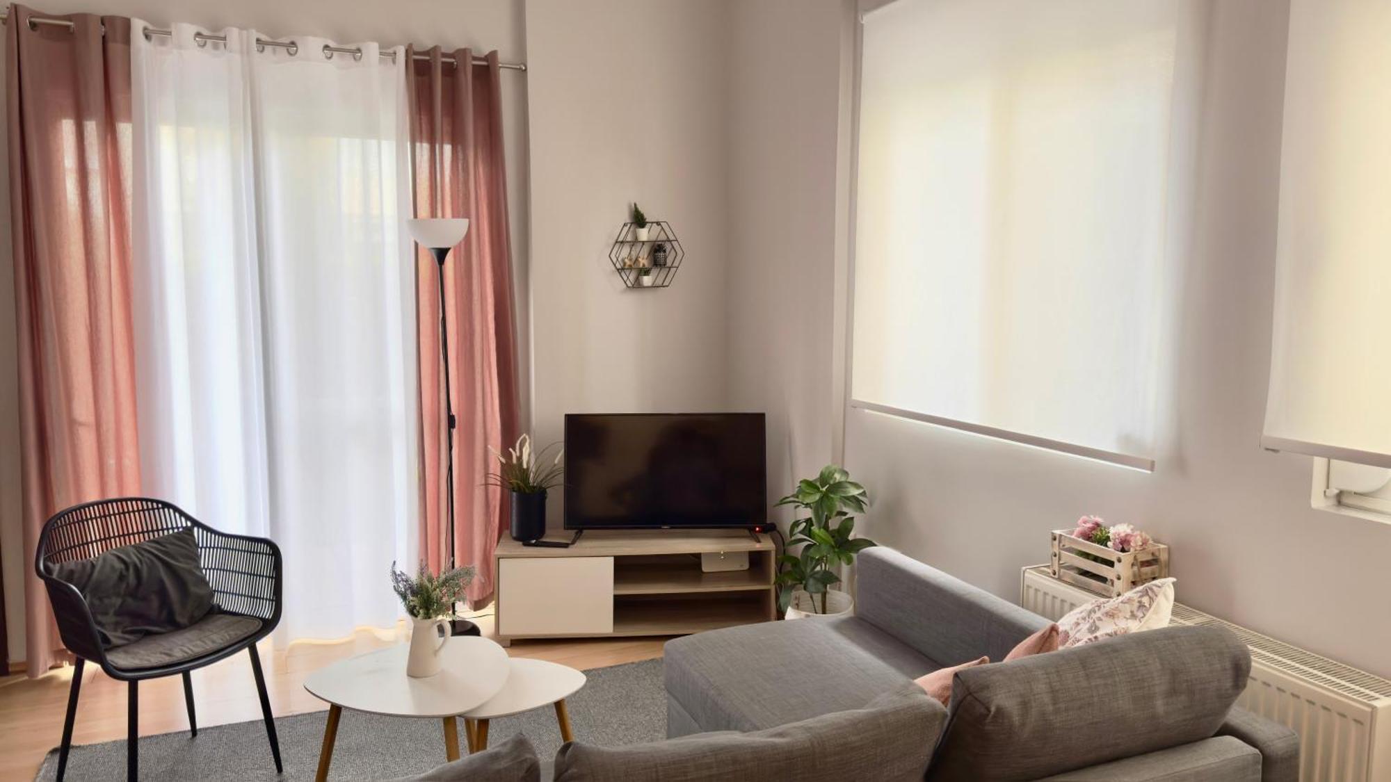 Elegant Glyfada Apartment-Private Garden-Near Metro Atenas Exterior foto